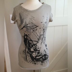 Twenty one, medium short sleeve tee